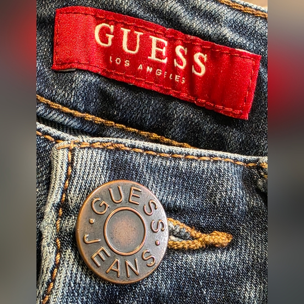 GUESS Vintage Skinny Jeans - Picture 2 of 14